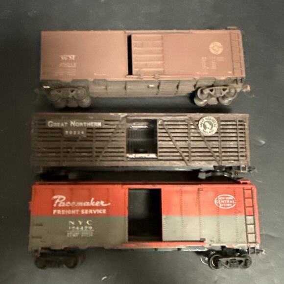 Lot Of 3 HO Scale Box Freight Cars Pacemaker Great Northern Western Maryland - Picture 1 of 6